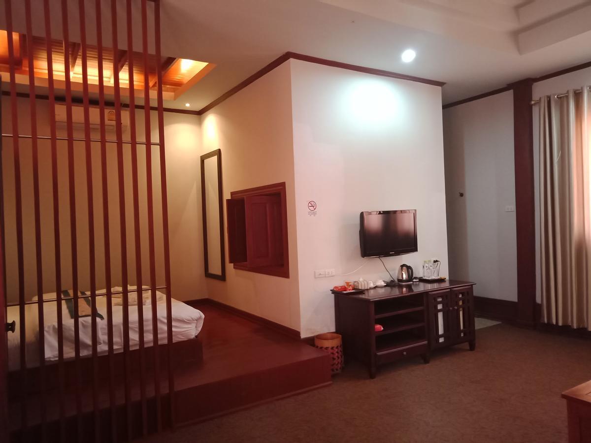 Charming Lao Hotel Muang Xay Exterior photo